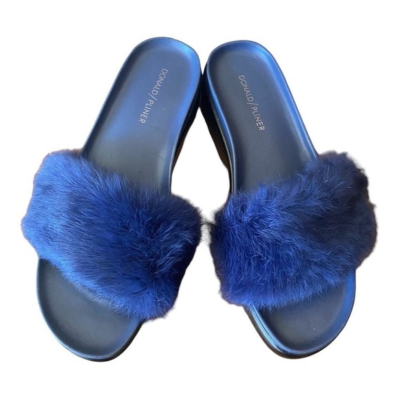 Donald J. Pliner Shoes - Donald Pliner Women's Blue Furfi Genuine Rabbit Fur Slide Sandal Size 9